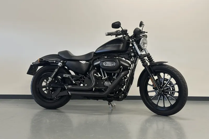 Harley-Davidson 883N IRON (2010)