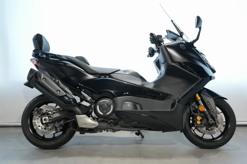 Yamaha TMAX 560 (2023)