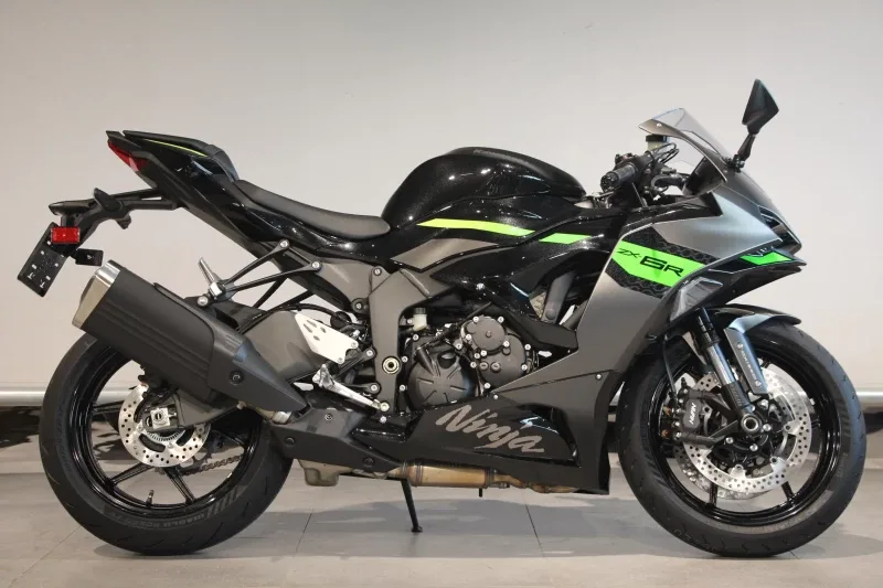 Kawasaki Ninja ZX-6R (2026) — foto 1