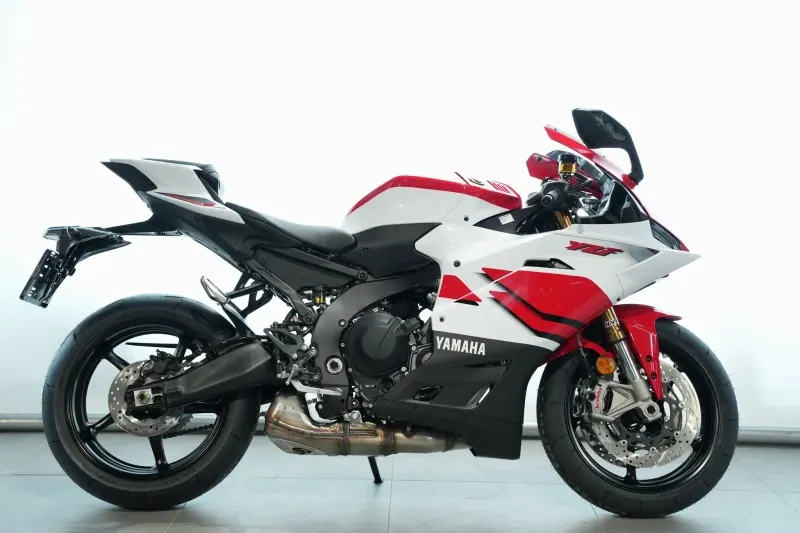 Yamaha YZF-R9 (2026)