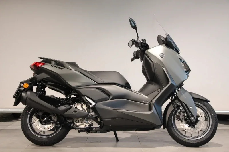 Yamaha X-MAX 300 (2026) — foto 1