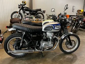 Kawasaki W 650 (1999) — foto 1