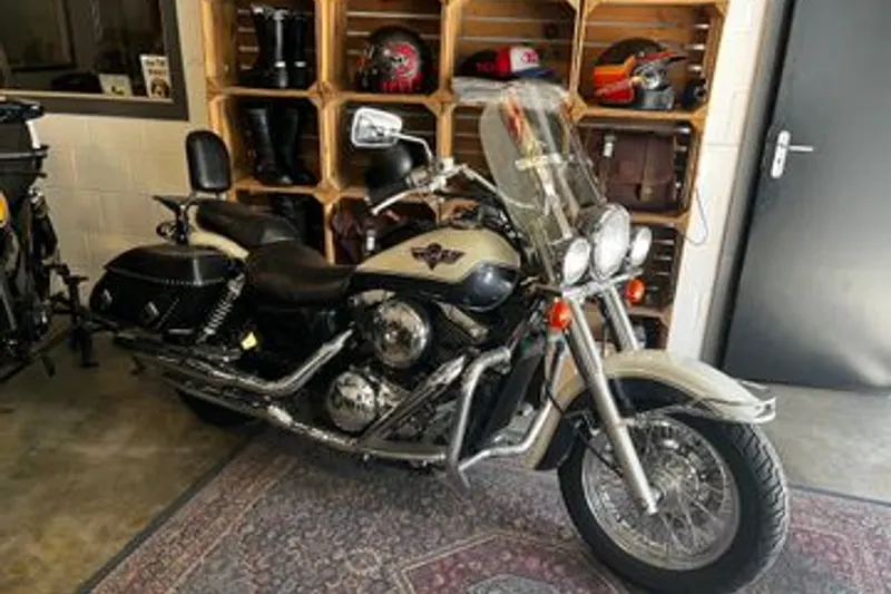 Kawasaki VN1500 Classic (1996)