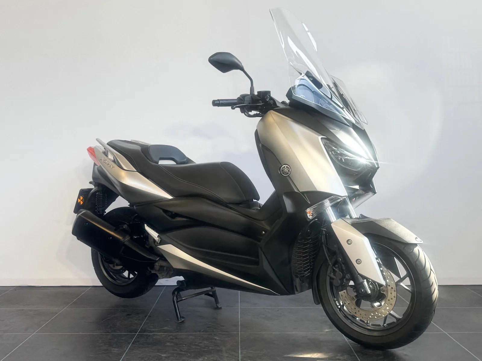 Yamaha XMAX 300 (2018) — foto 1