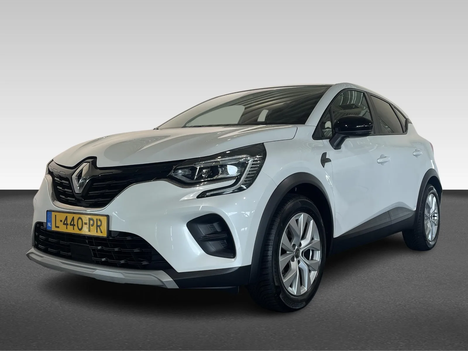 Renault Captur (2021) — foto 1