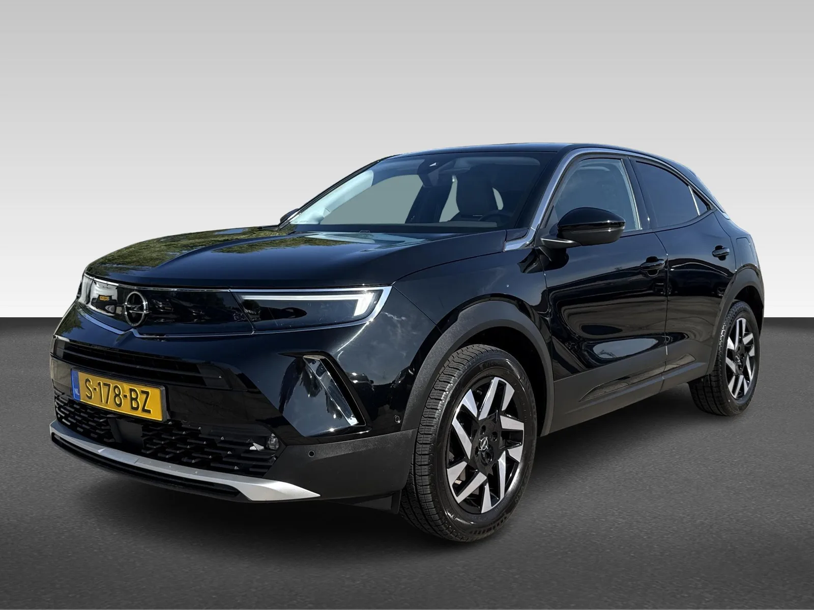 Opel Mokka (2023) — foto 1