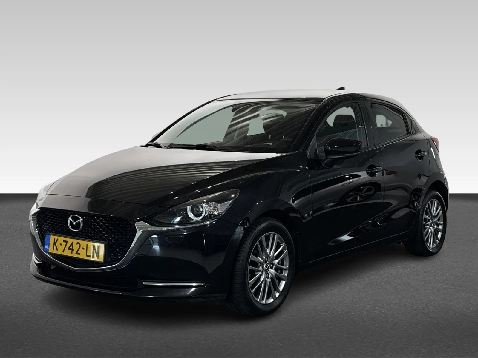 Mazda 2 (2021) — foto 1