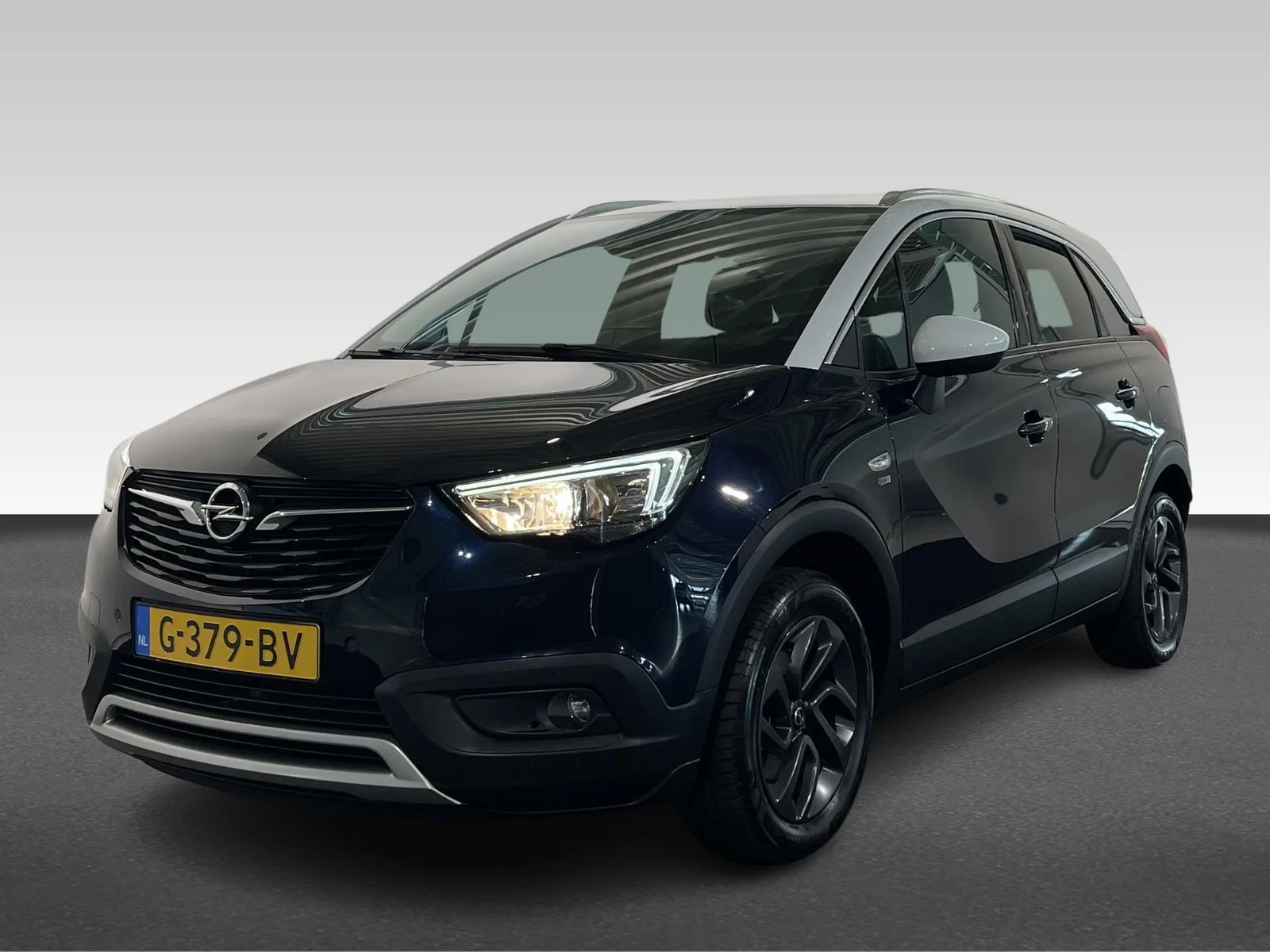 Opel Crossland X (2019) — foto 1