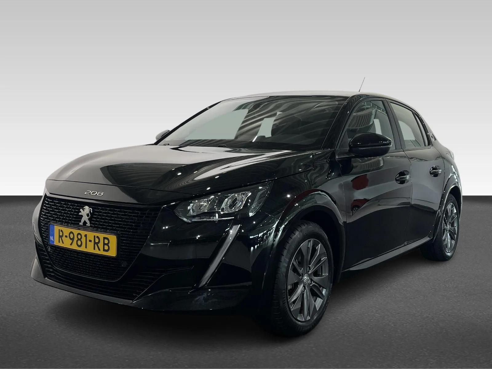 Peugeot e-208 (2022) — foto 1