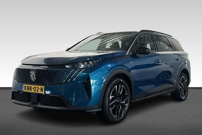 Peugeot 5008 (2025)