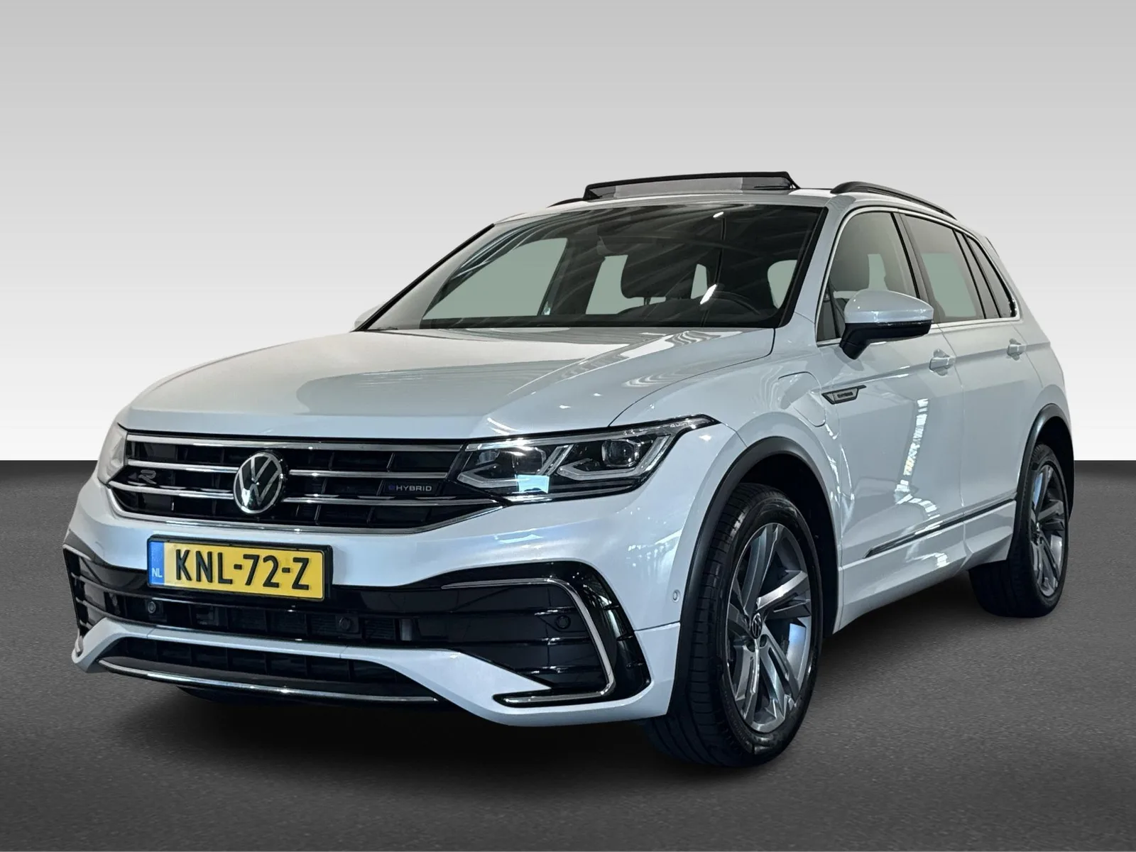 Volkswagen Tiguan (2023) — foto 1