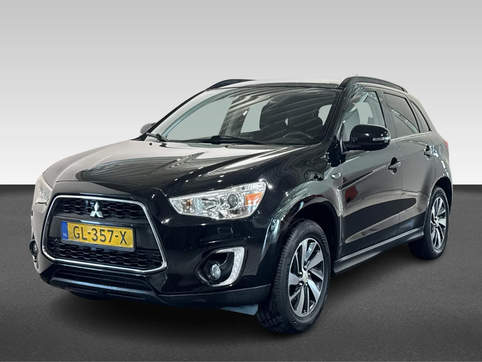 Mitsubishi ASX (2015) — foto 1