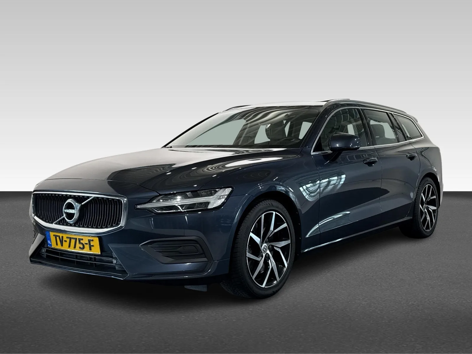 Volvo V60 (2018) — foto 1