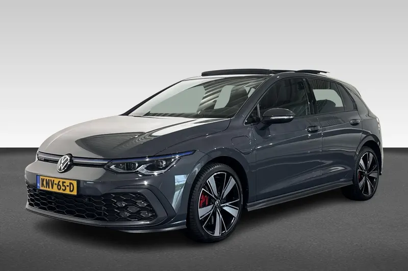 Volkswagen Golf (2022)