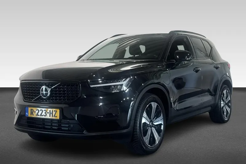 Volvo XC40 (2022)