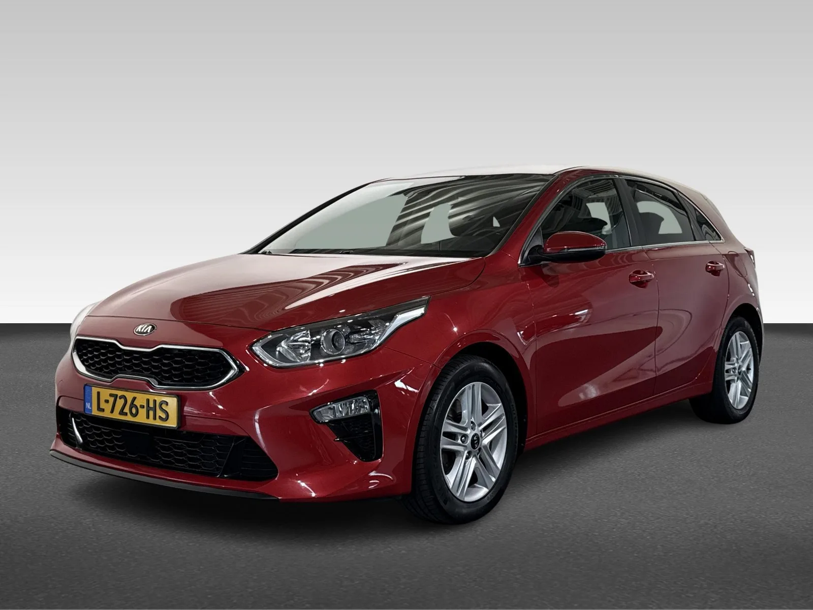 Kia Ceed (2021) — foto 1