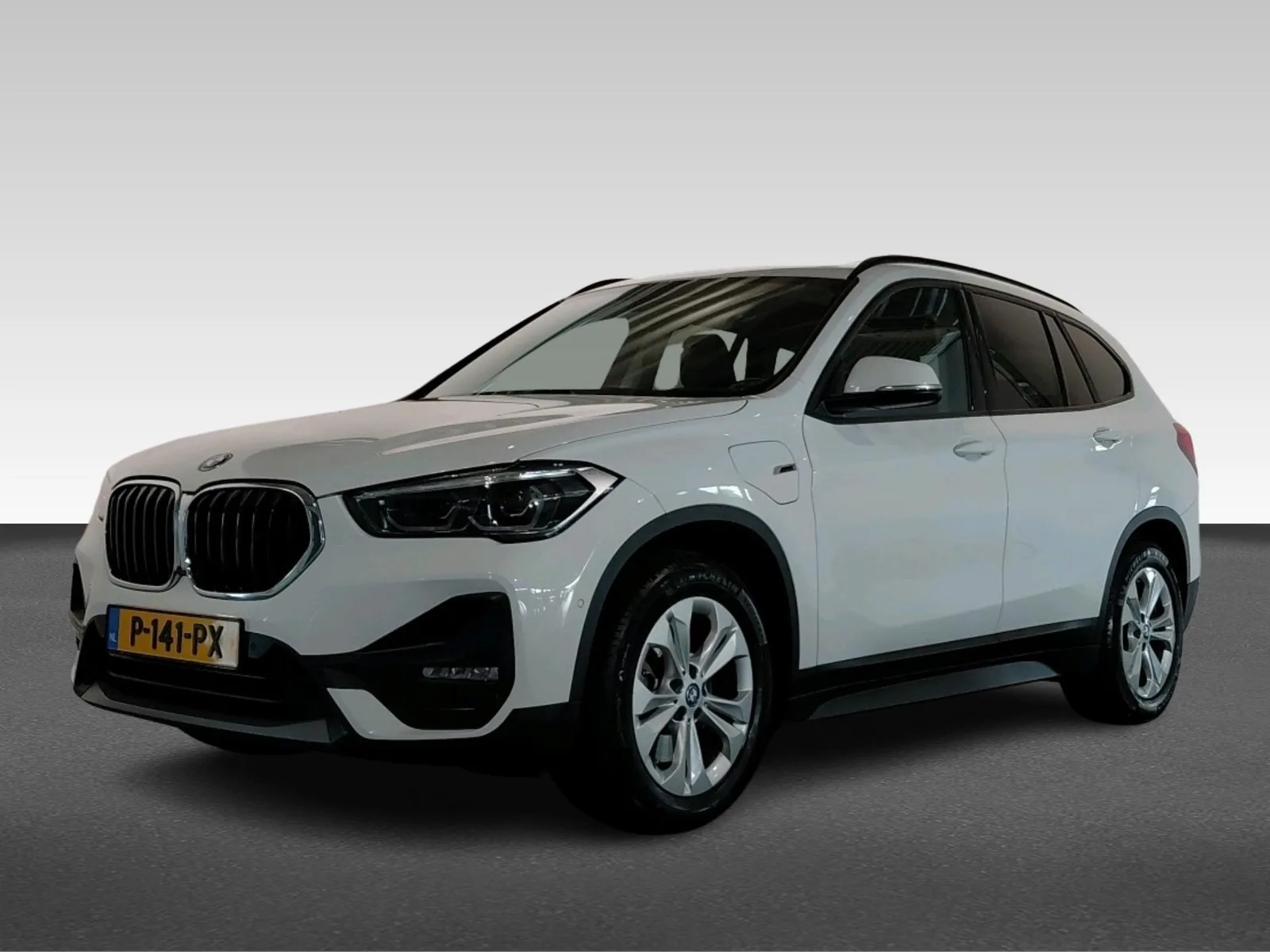 BMW X1 (2022) — foto 1