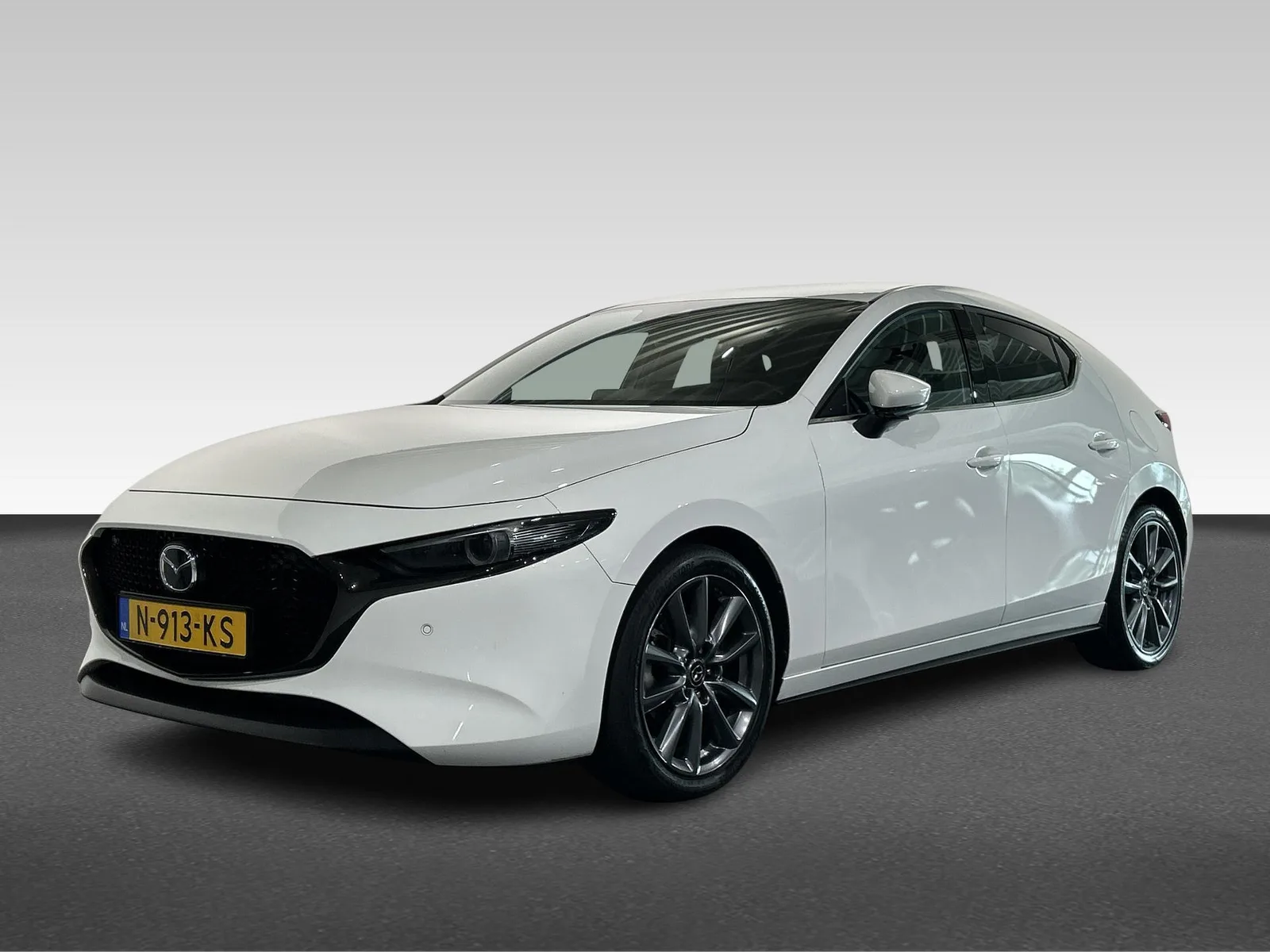Mazda 3 (2021) — foto 1