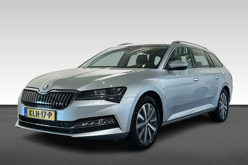 Škoda Superb (2025)