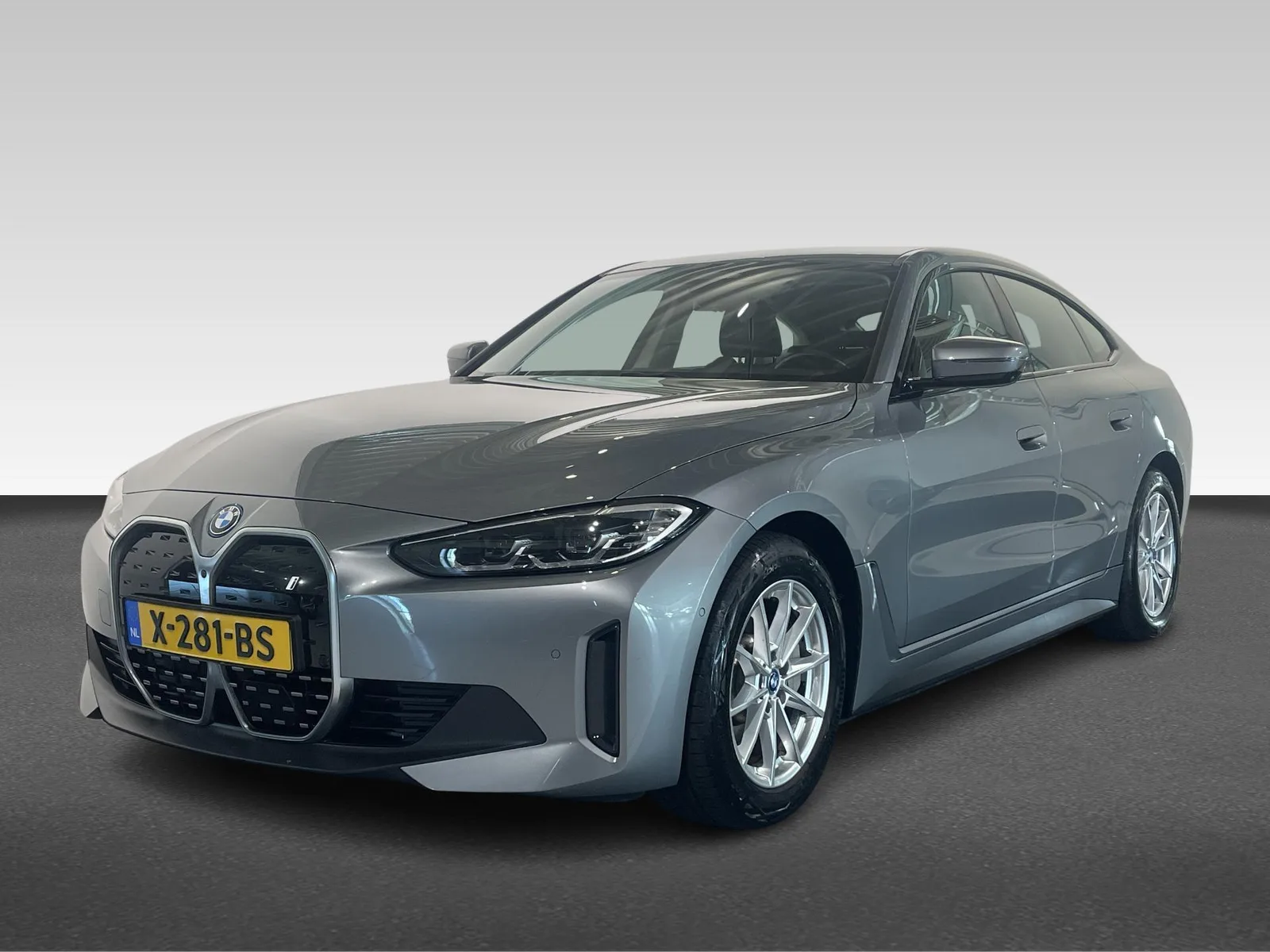 BMW i4 (2023) — foto 1