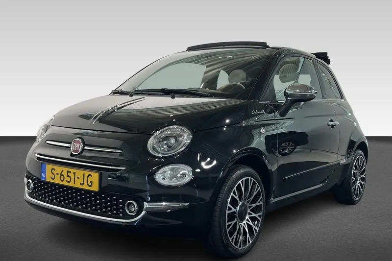Fiat 500C (2023)