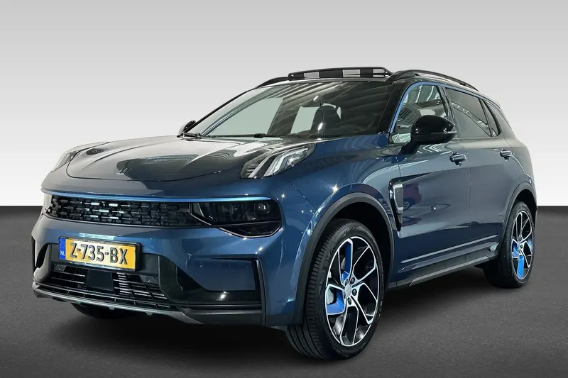 Lynk & Co 01 (2024)