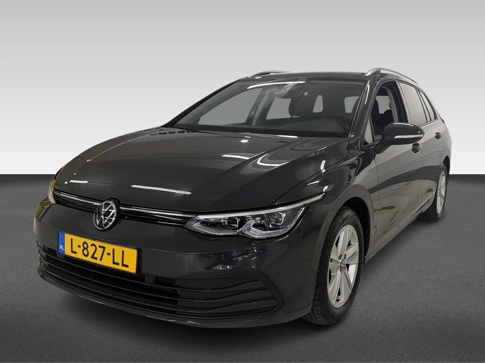 Volkswagen Golf (2021) — foto 1