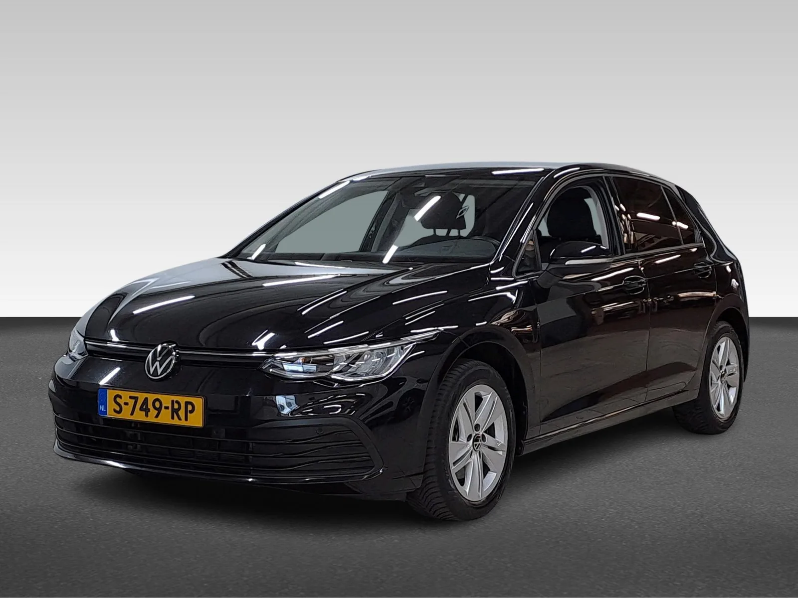 Volkswagen Golf (2023) — foto 1