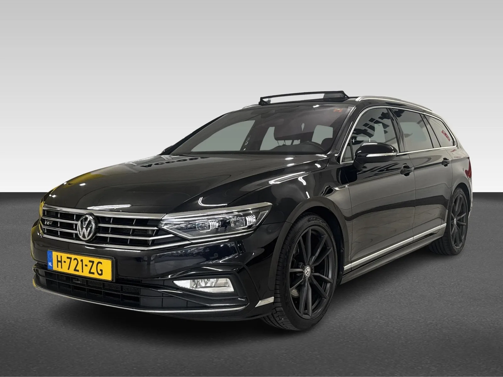Volkswagen Passat (2020) — foto 1