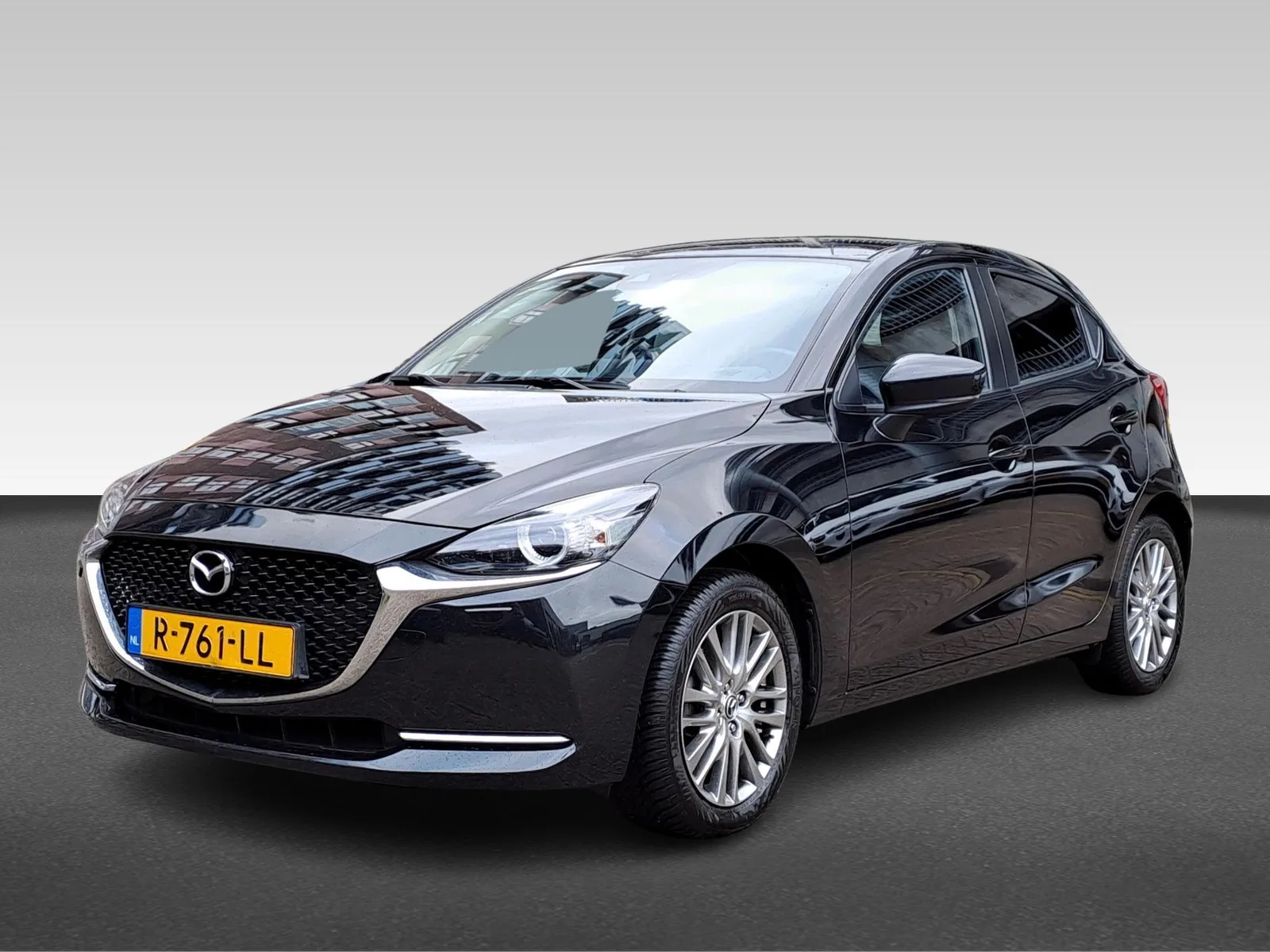 Mazda 2 (2022) — foto 1