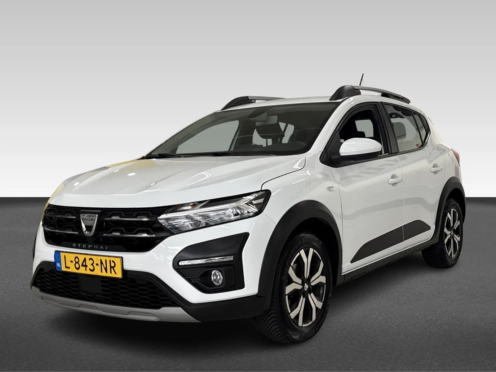 Dacia Sandero Stepway (2021) — foto 1