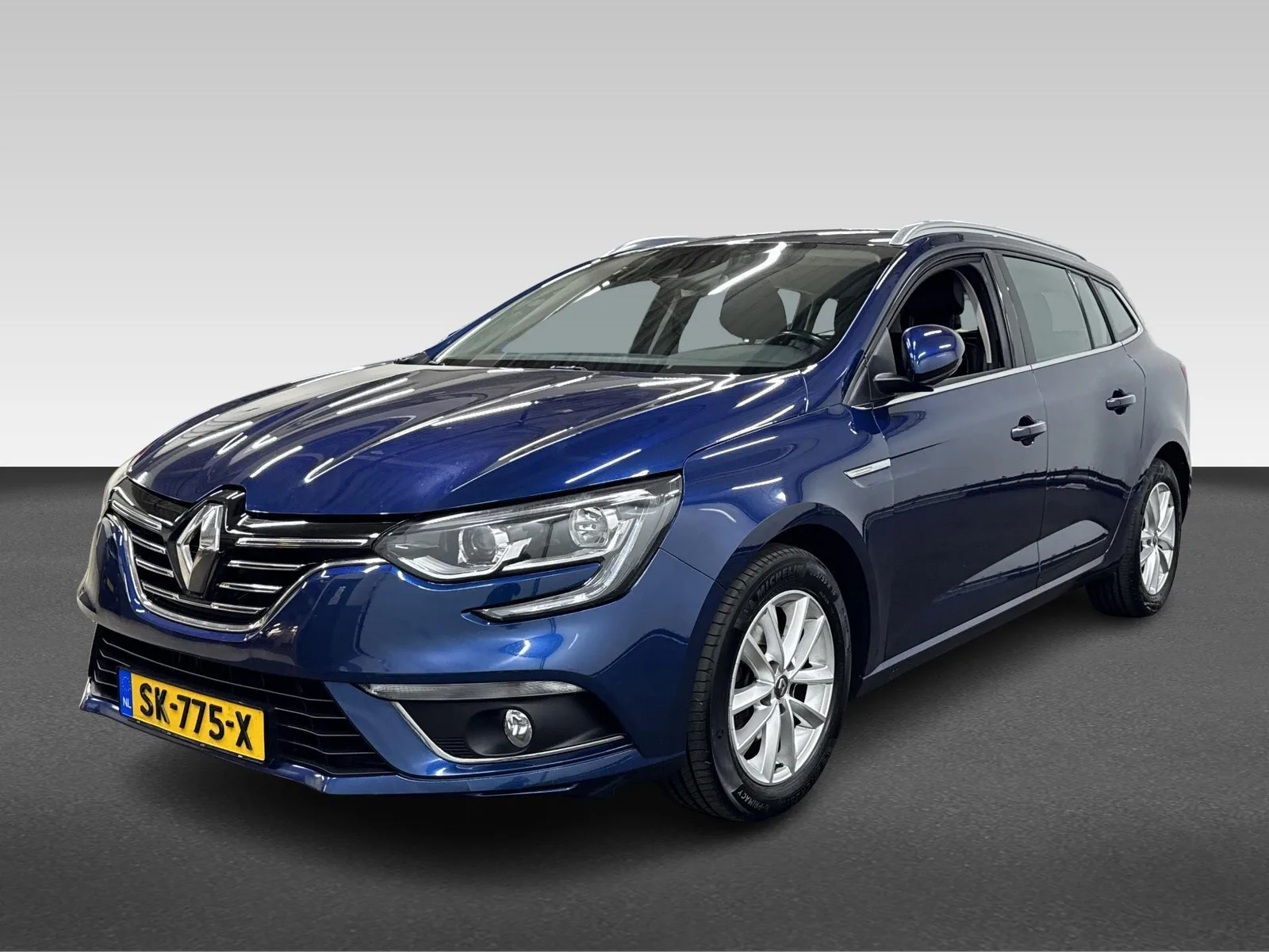 Renault Mégane (2017) — foto 1