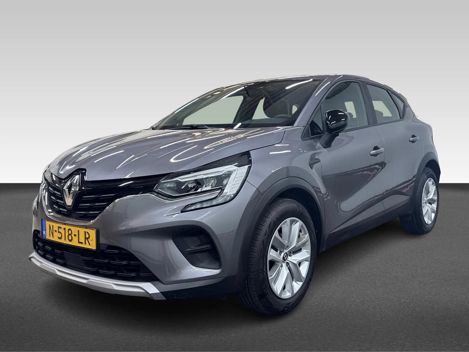 Renault Captur (2021) — foto 1