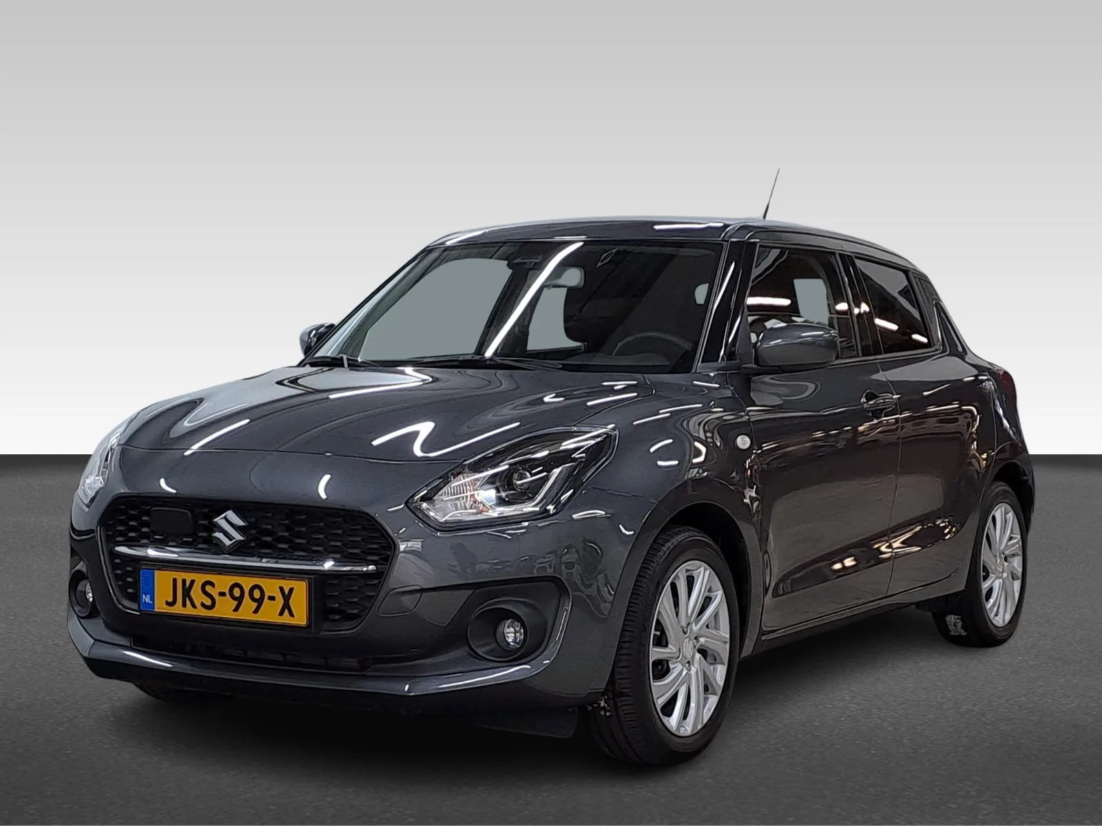 Suzuki Swift (2024) — foto 1