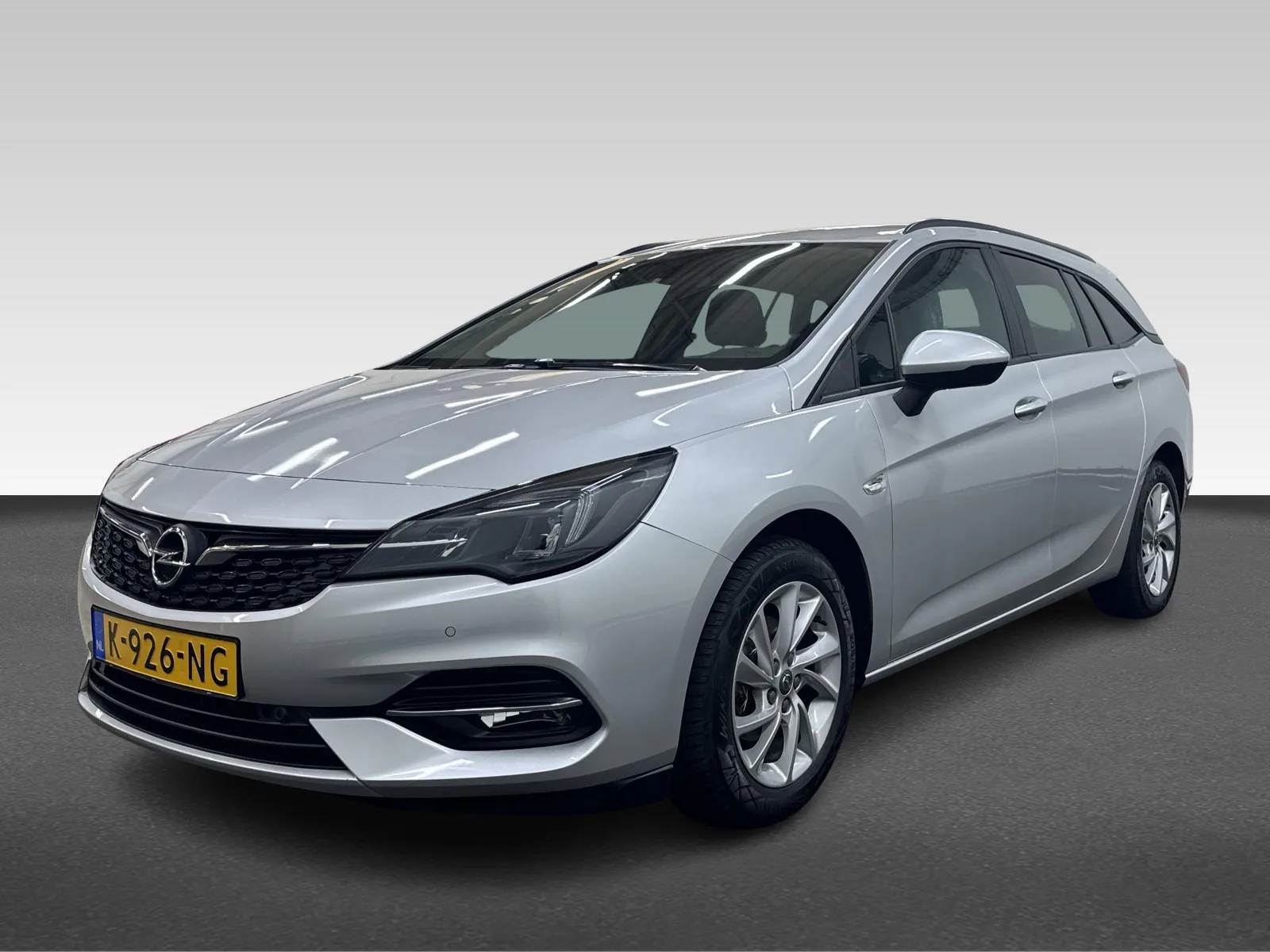 Opel Astra (2021) — foto 1