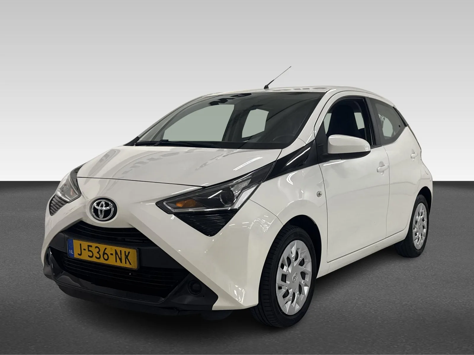 Toyota Aygo (2020) — foto 1