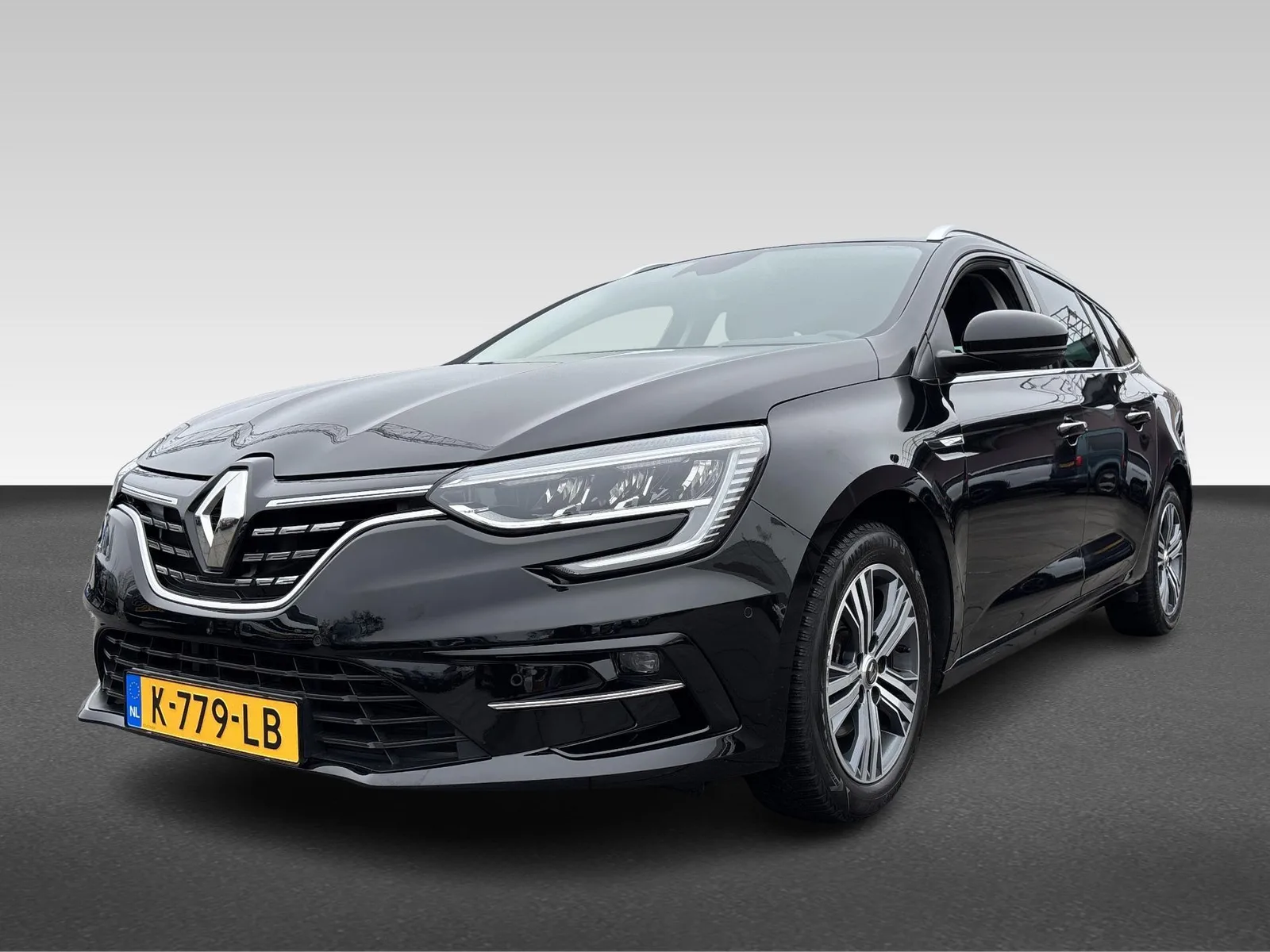 Renault Mégane (2021) — foto 1
