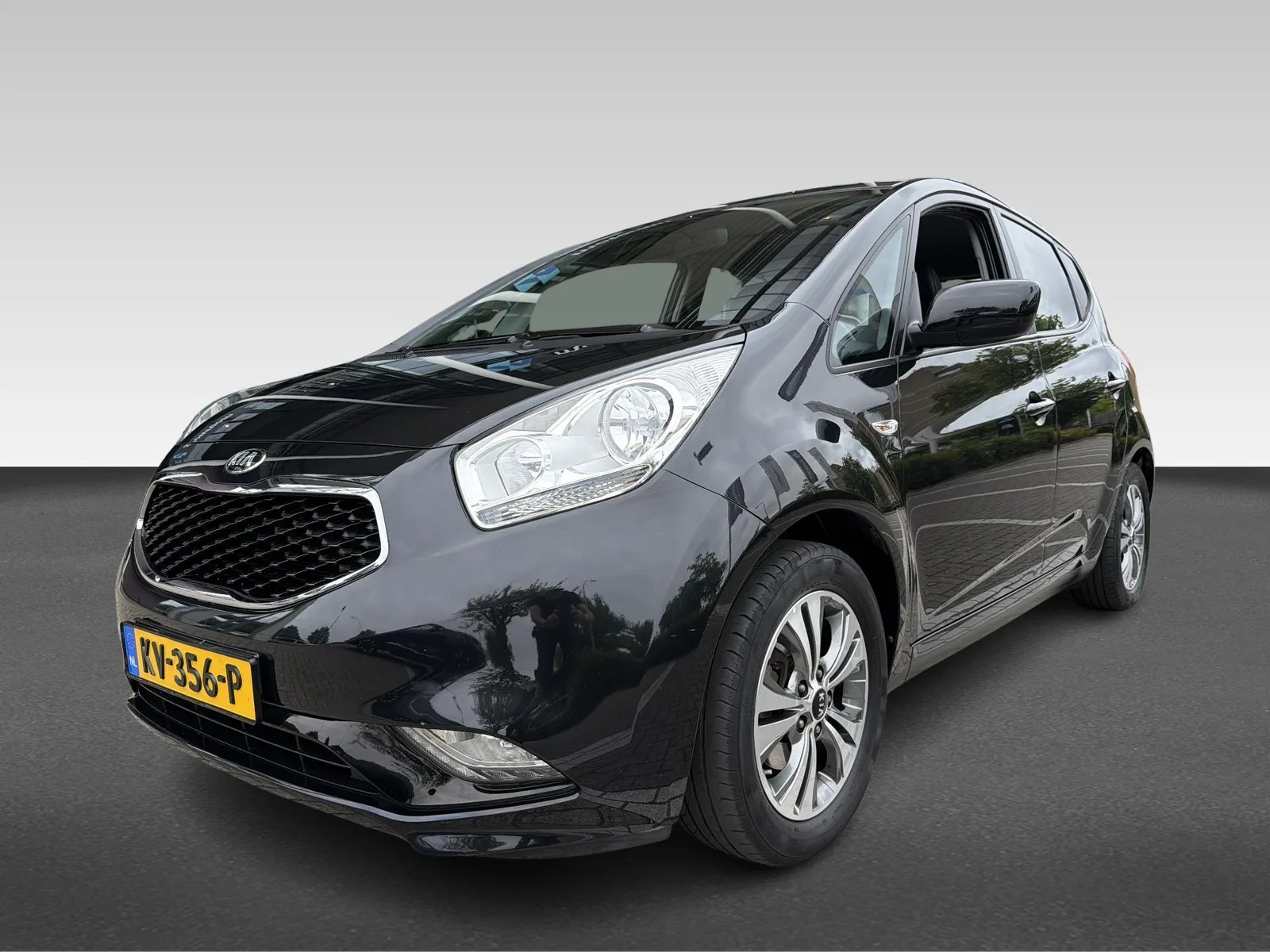 Kia Venga (2017) — foto 1