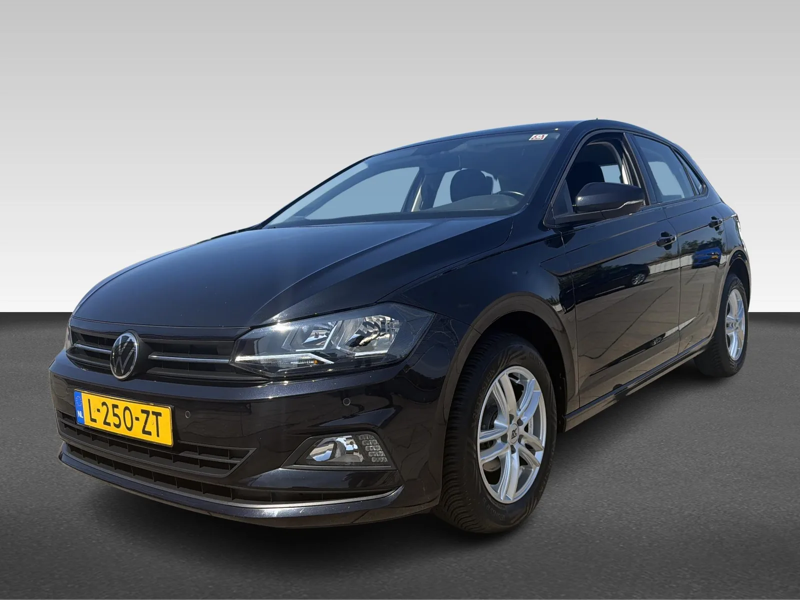 Volkswagen Polo (2021) — foto 1