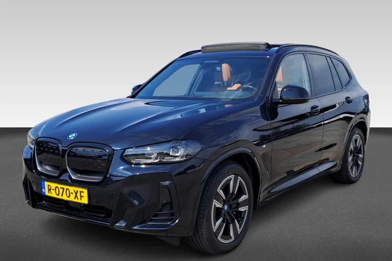 BMW iX3 (2022)