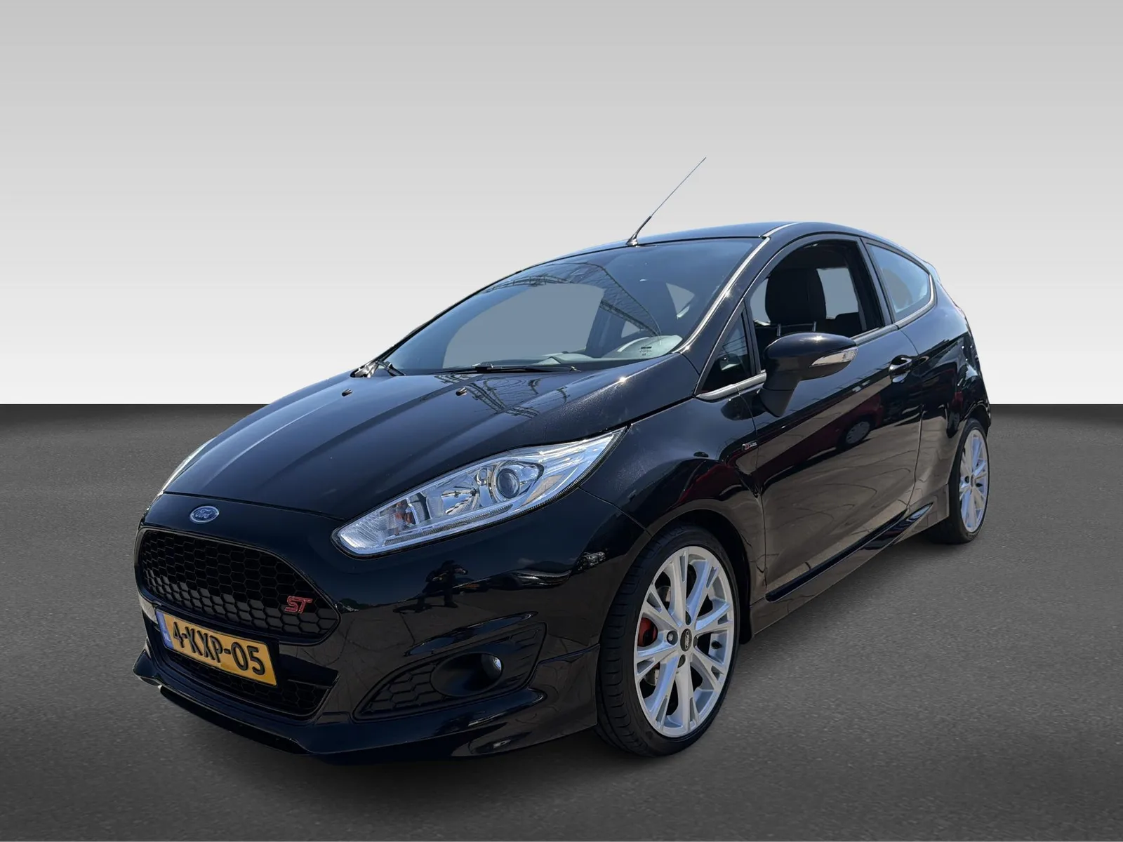 Ford Fiesta (2013) — foto 1