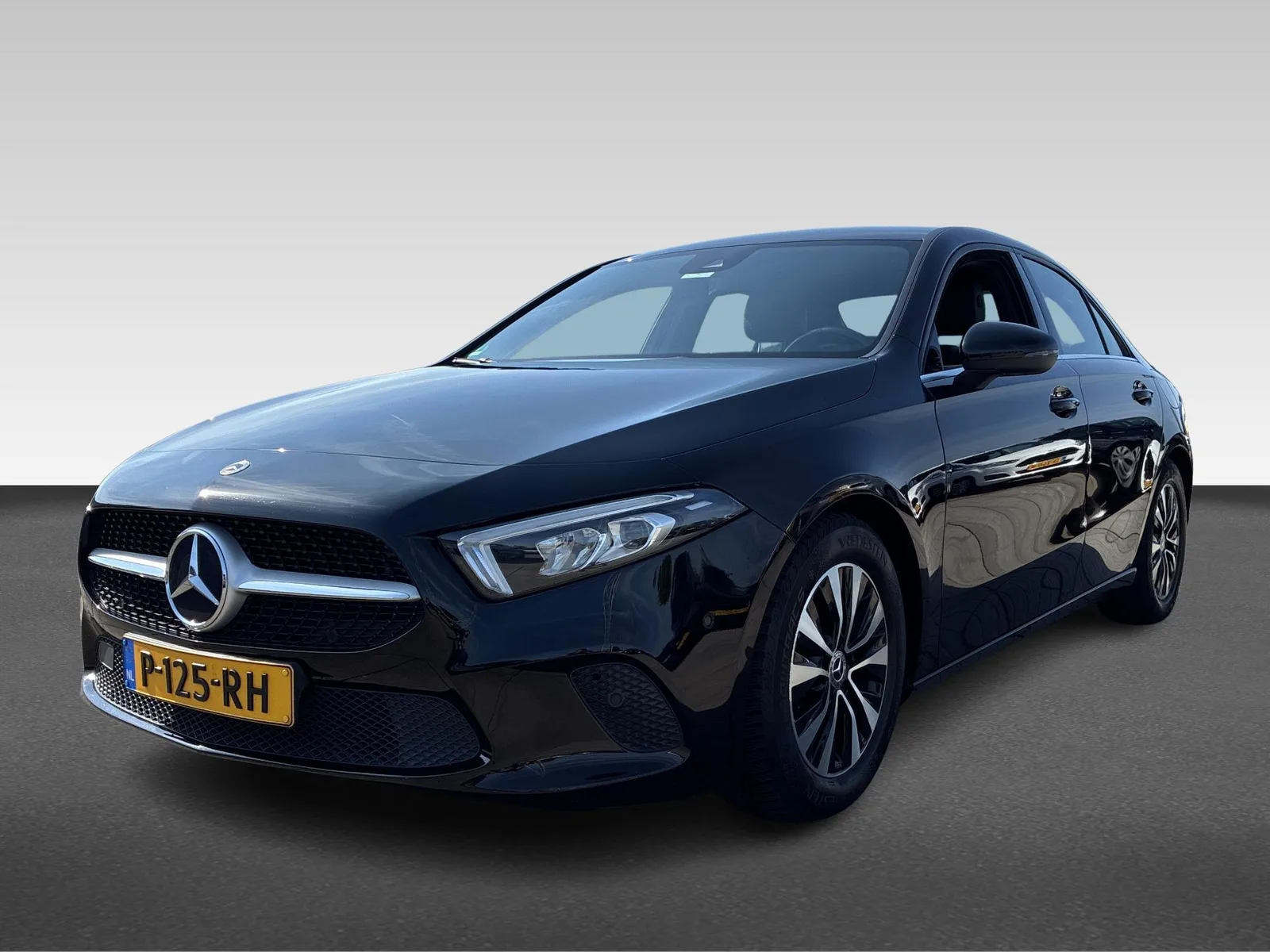 Mercedes-Benz A-Klasse (2022) — foto 1