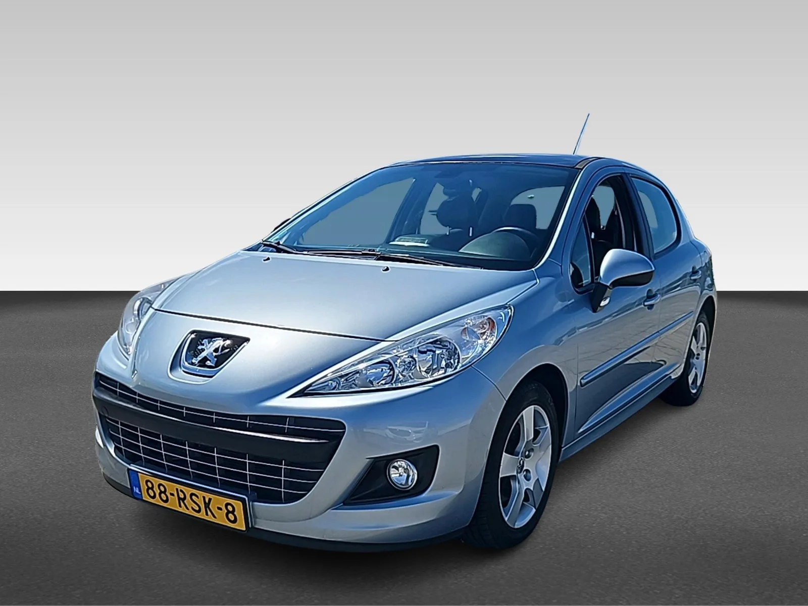Peugeot 207 (2011) — foto 1