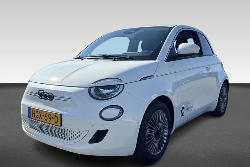 Fiat 500 (2025)