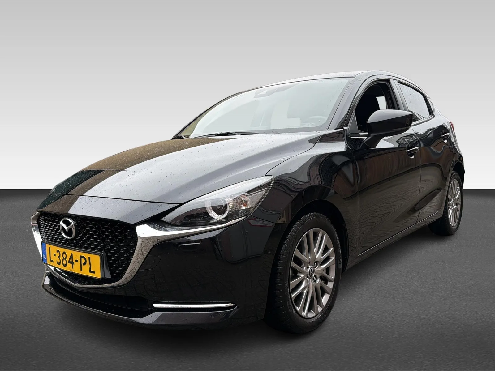 Mazda 2 (2021) — foto 1