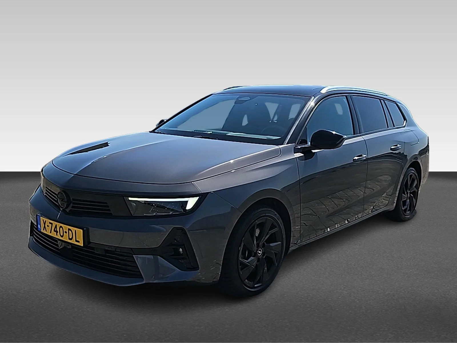 Opel Astra (2023) — foto 1