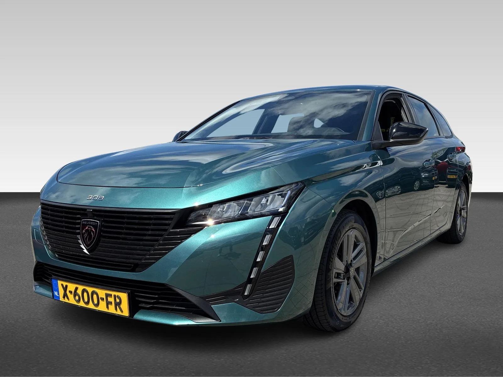 Peugeot 308 (2023) — foto 1