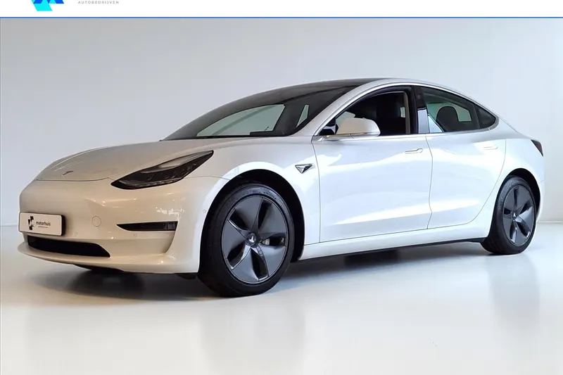 Tesla Model 3 (2020)