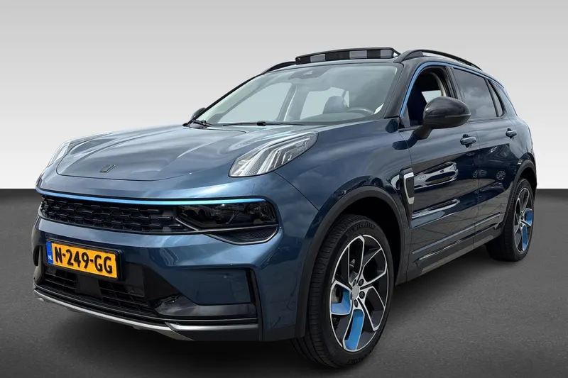 Lynk & Co 01 (2021)