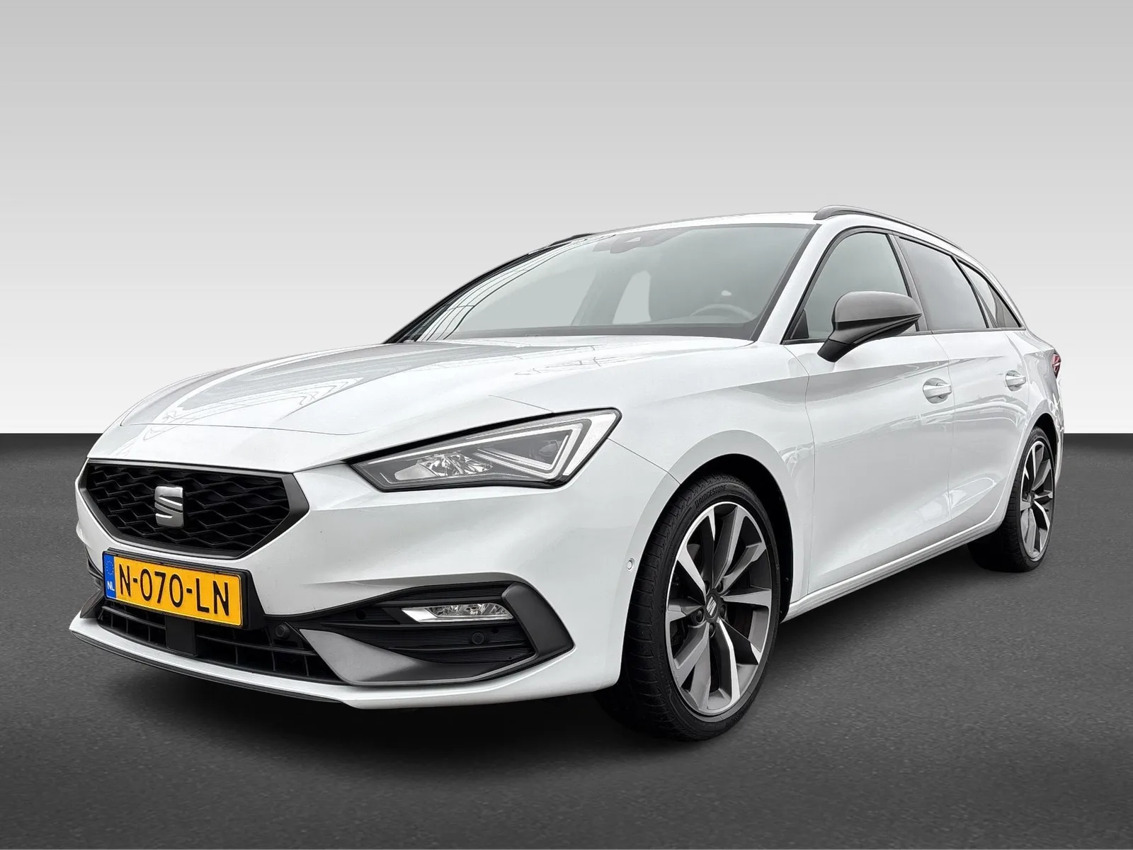 SEAT Leon (2021) — foto 1